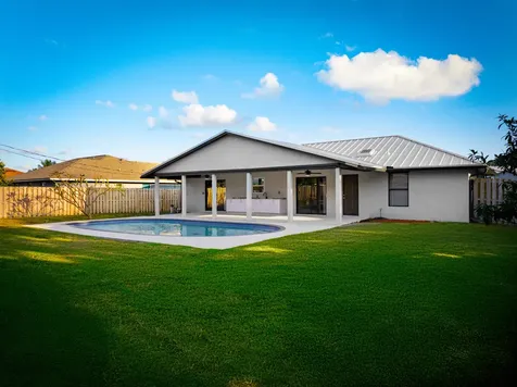 431 Se Volkerts Terrace Port Saint Lucie FL 34983