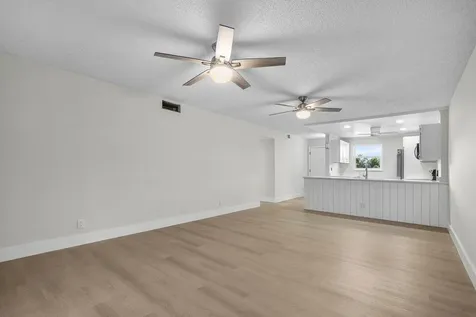 2601 NE 3rd Court Boynton Beach FL 33435