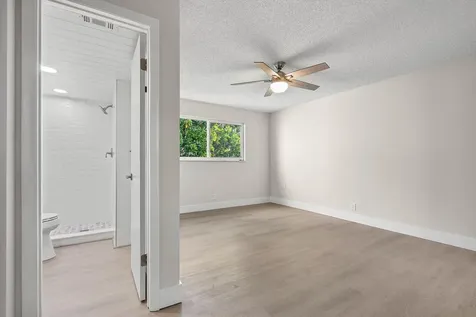 2601 NE 3rd Court Boynton Beach FL 33435