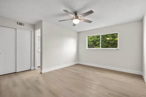 2601 NE 3rd Court Boynton Beach FL 33435