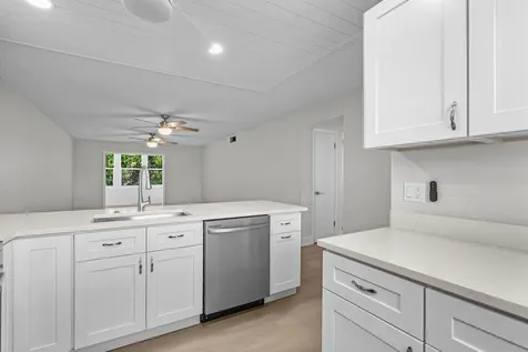 2601 NE 3rd Court Boynton Beach FL 33435