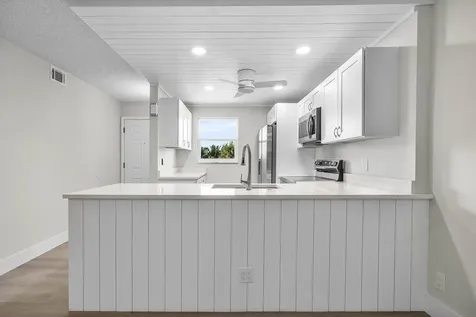 2601 NE 3rd Court Boynton Beach FL 33435