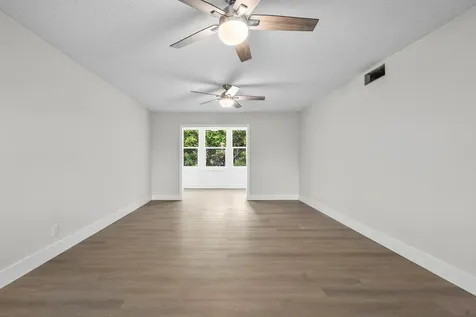 2601 NE 3rd Court Boynton Beach FL 33435