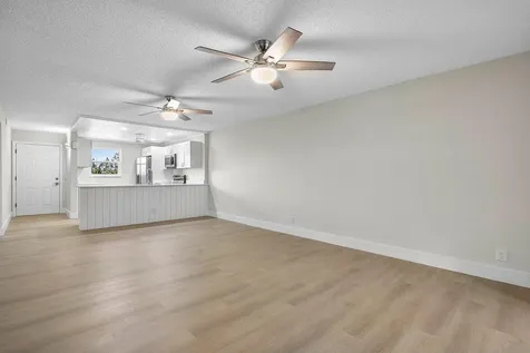 2601 NE 3rd Court Boynton Beach FL 33435