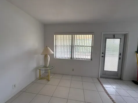 144 Norwich F West Palm Beach FL 33417