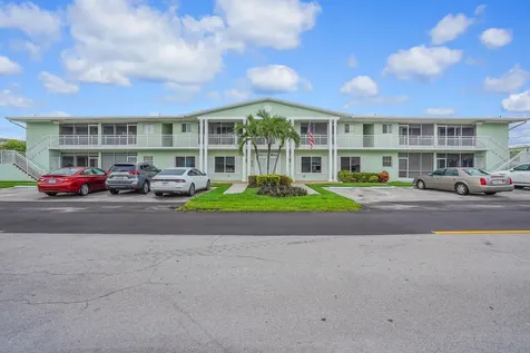 2100 Ne 38th Street Lighthouse Point FL 33064