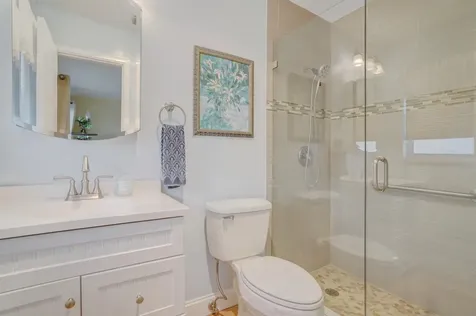 2100 Ne 38th Street Lighthouse Point FL 33064