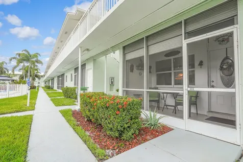 2100 Ne 38th Street Lighthouse Point FL 33064