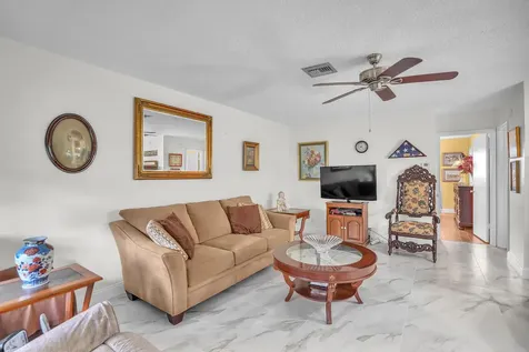2100 Ne 38th Street Lighthouse Point FL 33064