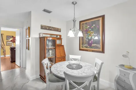 2100 Ne 38th Street Lighthouse Point FL 33064