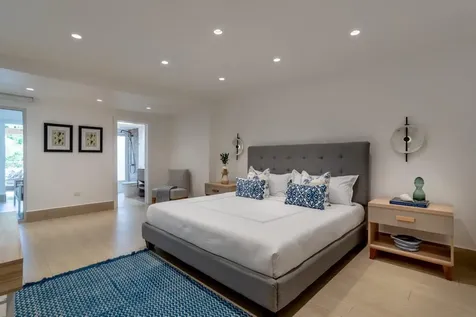 37 00 Casa De Campo DR 22000
