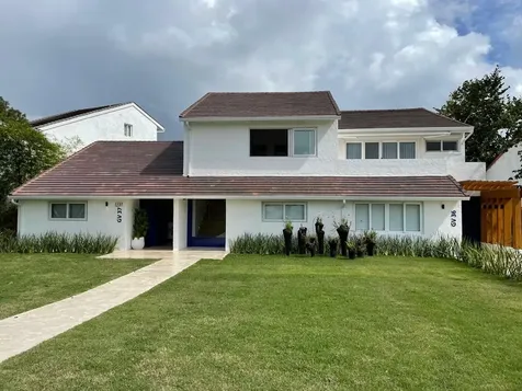 37 00 Casa De Campo DR 22000