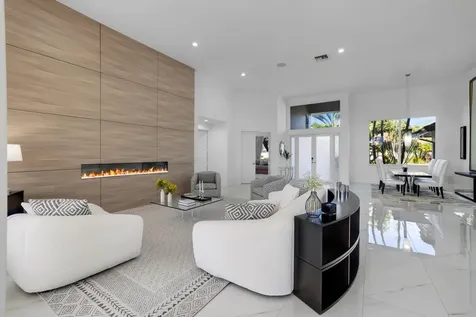 10575 Stonebridge Boulevard Boca Raton FL 33498
