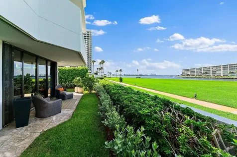 123 Lakeshore Drive North Palm Beach FL 33408