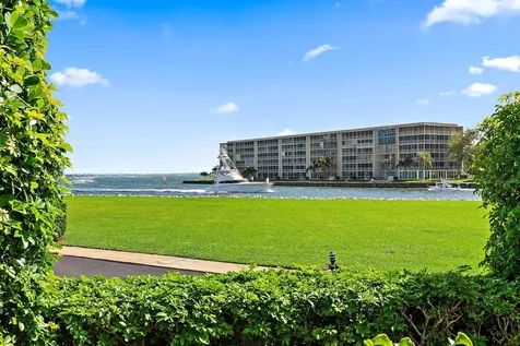 123 Lakeshore Drive North Palm Beach FL 33408