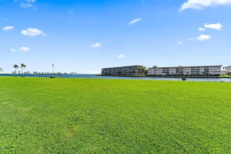 123 Lakeshore Drive North Palm Beach FL 33408