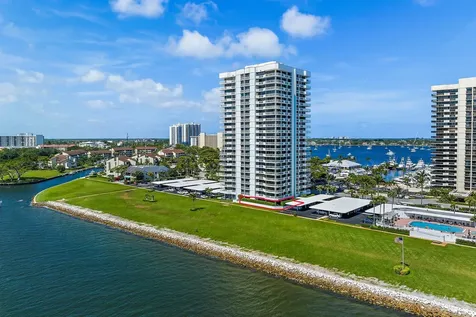 123 Lakeshore Drive North Palm Beach FL 33408