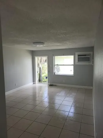 610 Holly Avenue Fort Pierce FL 34982