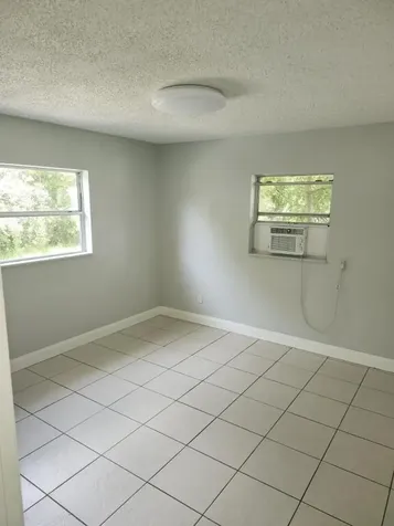 610 Holly Avenue Fort Pierce FL 34982