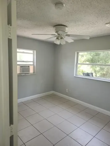 610 Holly Avenue Fort Pierce FL 34982