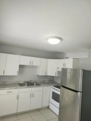 610 Holly Avenue Fort Pierce FL 34982