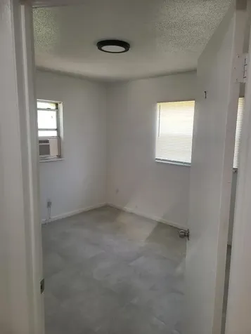 610 Holly Avenue Fort Pierce FL 34982