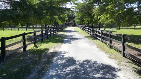 16098 Deer Path Lane Wellington FL 33470