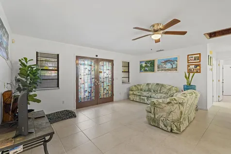 1915 Eucalyptus Avenue Fort Pierce FL 34949
