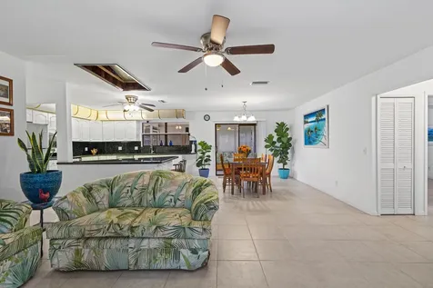 1915 Eucalyptus Avenue Fort Pierce FL 34949