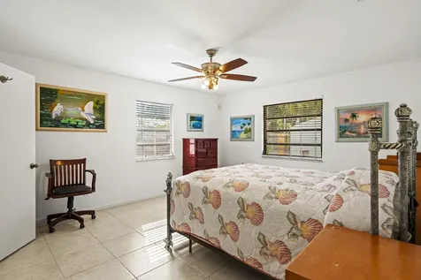 1915 Eucalyptus Avenue Fort Pierce FL 34949