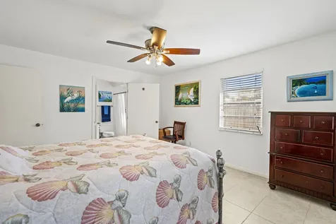 1915 Eucalyptus Avenue Fort Pierce FL 34949