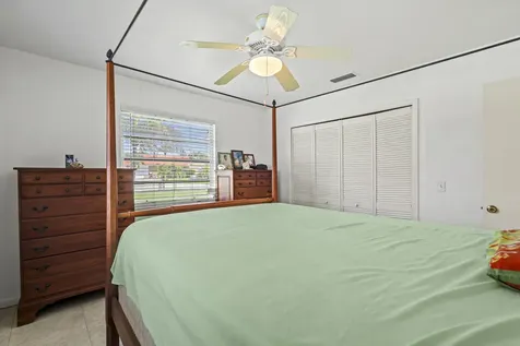 1915 Eucalyptus Avenue Fort Pierce FL 34949