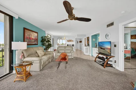 5059 N Highway A1a Hutchinson Island FL 34949