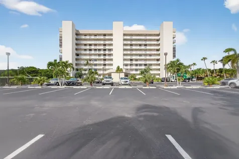 5059 N Highway A1a Hutchinson Island FL 34949
