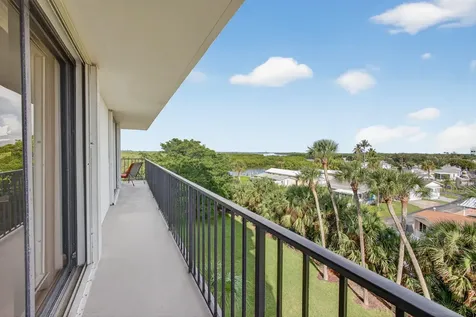 5059 N Highway A1a Hutchinson Island FL 34949