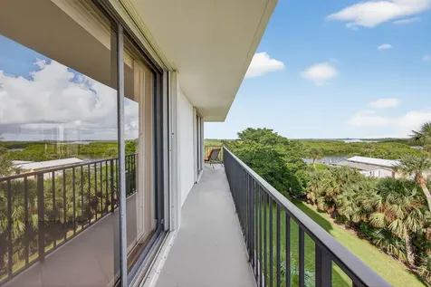 5059 N Highway A1a Hutchinson Island FL 34949