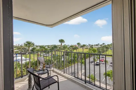 5059 N Highway A1a Hutchinson Island FL 34949