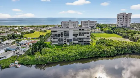 5059 N Highway A1a Hutchinson Island FL 34949