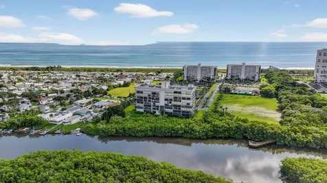 5059 N Highway A1a Hutchinson Island FL 34949