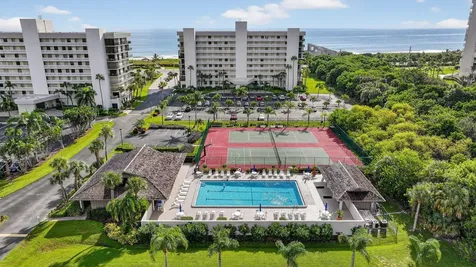 5059 N Highway A1a Hutchinson Island FL 34949