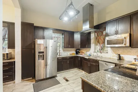 618 W Washington Street Quincy FL 32351