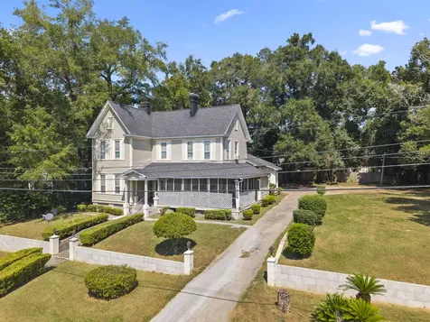 618 W Washington Street Quincy FL 32351