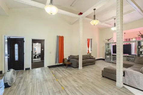 618 W Washington Street Quincy FL 32351