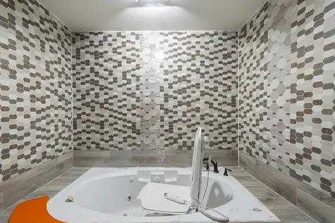 618 W Washington Street Quincy FL 32351