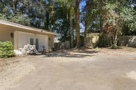 618 W Washington Street Quincy FL 32351