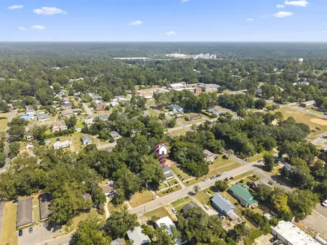 618 W Washington Street Quincy FL 32351