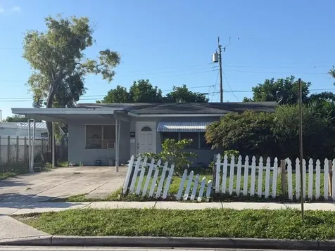 1005 12th Avenue Lake Worth Beach FL 33460