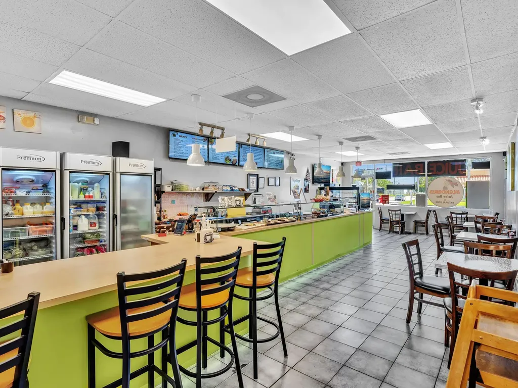 Hallandale Beach FL 33009