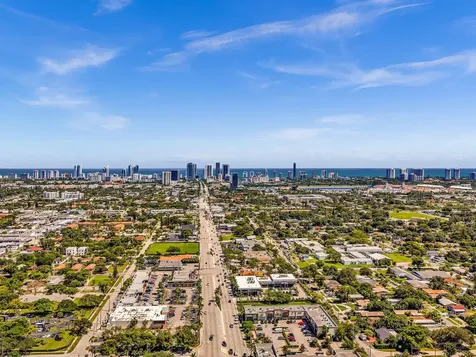 Hallandale Beach FL 33009