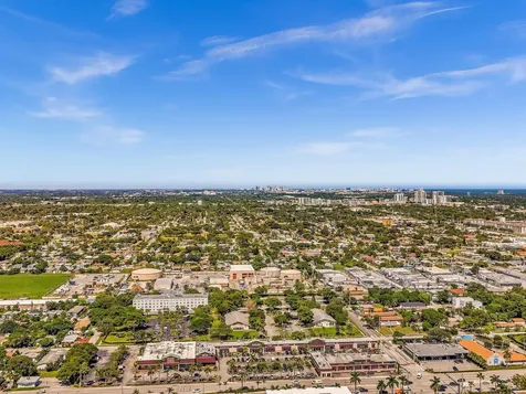 Hallandale Beach FL 33009